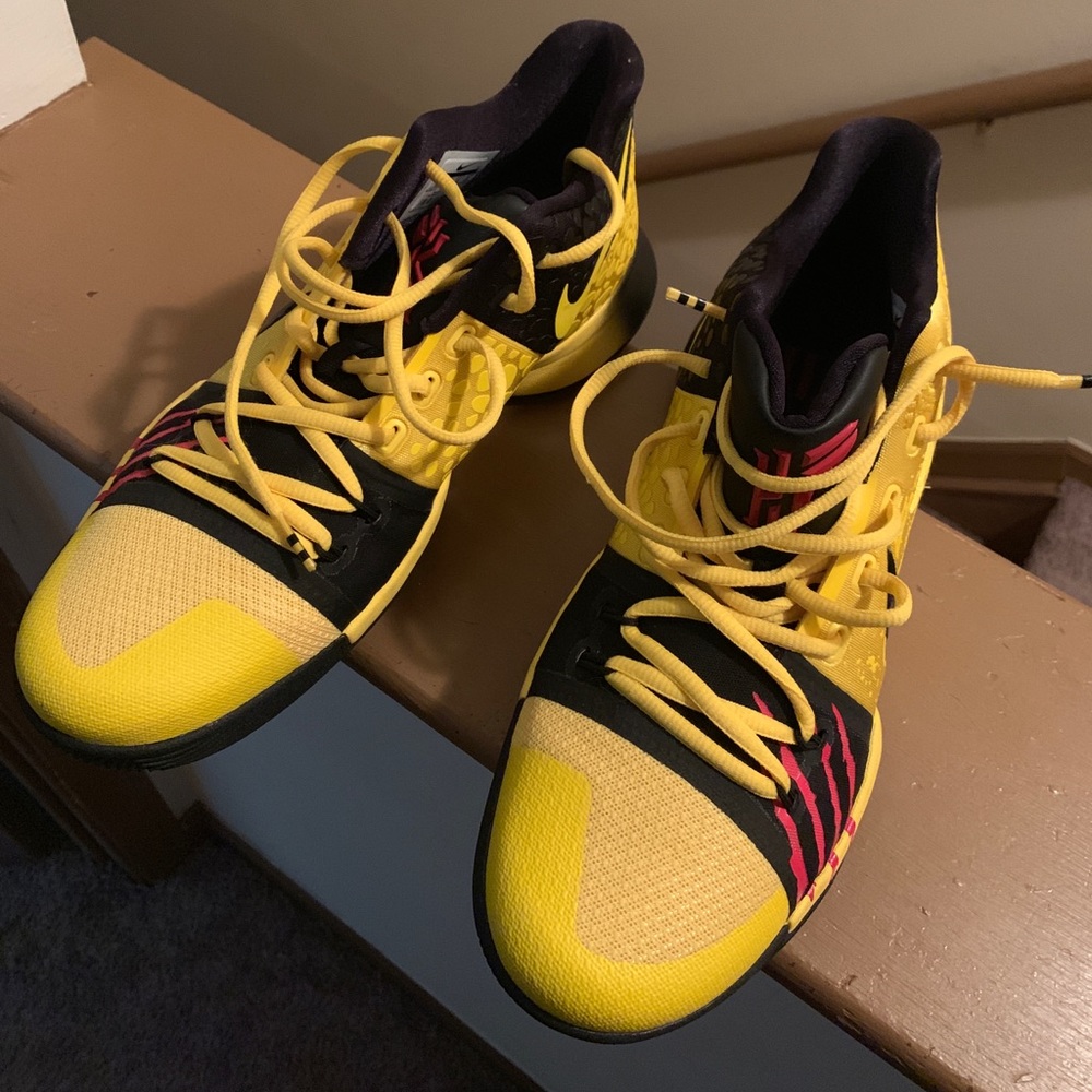 Kyrie 3 mamba mentality